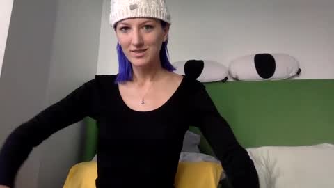 Snapshot of omilk chatting on 10, 12, 2024 omilk online show from 10, 12, 2024