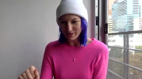 Snapshot of omilk chatting on 11, 12, 2024 omilk online show from 11, 12, 2024