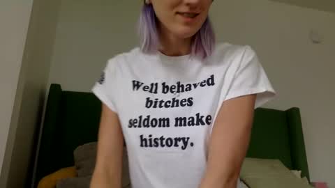 Snapshot of omilk chatting on 22, 12, 2024 omilk online show from 22, 12, 2024