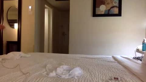 Snapshot of omilk chatting on 16, 10, 2025 omilk online show from 16, 10, 2025