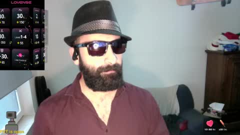 Snapshot of ona_nisme chatting on 1, 1, 2025 ona nisme online show from 1, 1, 2025