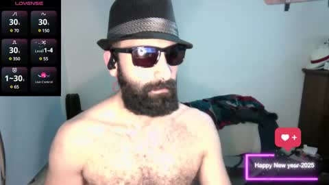 Snapshot of ona_nisme chatting on 4, 1, 2025 ona nisme online show from 4, 1, 2025