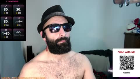 Snapshot of ona_nisme chatting on 5, 1, 2025 ona nisme online show from 5, 1, 2025