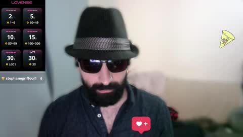 Snapshot of ona_nisme chatting on 12, 10, 2025 ona nisme online show from 12, 10, 2025