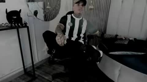     ... online show from 25, 6, 2026