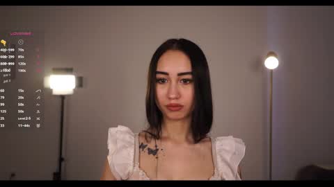 Mia online show from 19, 5, 2026