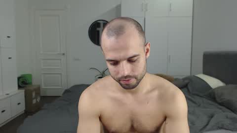 Snapshot of onebestlover chatting on 30, 1, 2025 onebestlover online show from 30, 1, 2025