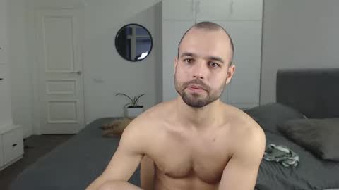 Snapshot of onebestlover chatting on 2, 2, 2025 onebestlover online show from 2, 2, 2025