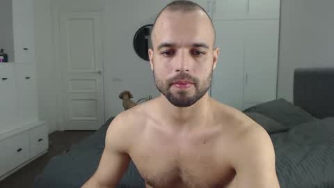Snapshot of onebestlover chatting on 14, 2, 2025 onebestlover online show from 14, 2, 2025