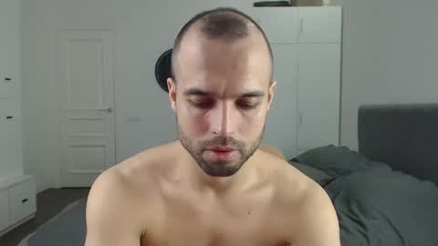 Snapshot of onebestlover chatting on 23, 2, 2025 onebestlover online show from 23, 2, 2025
