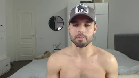 Snapshot of onebestlover chatting on 6, 3, 2025 onebestlover online show from 6, 3, 2025