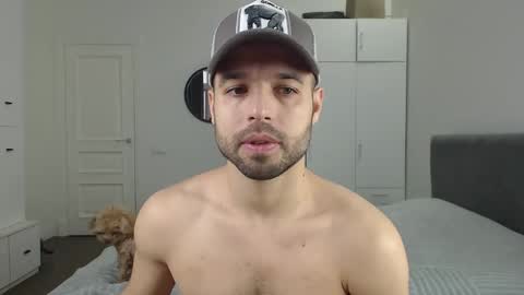 Snapshot of onebestlover chatting on 7, 3, 2025 onebestlover online show from 7, 3, 2025