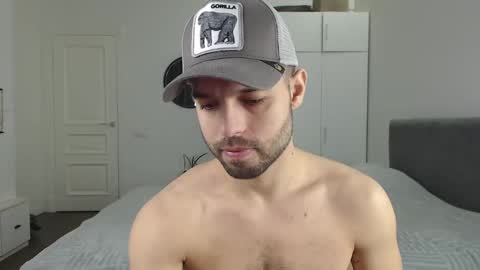 Snapshot of onebestlover chatting on 10, 3, 2025 onebestlover online show from 10, 3, 2025