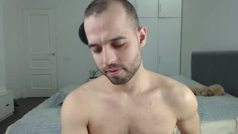 Snapshot of onebestlover chatting on 11, 3, 2025 onebestlover online show from 11, 3, 2025