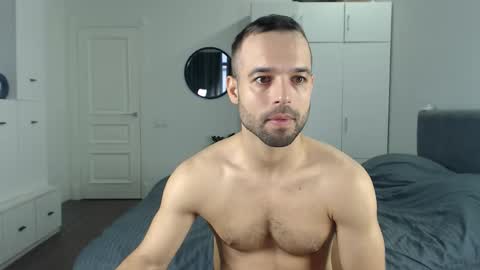 Snapshot of onebestlover chatting on 22, 9, 2025 onebestlover online show from 22, 9, 2025