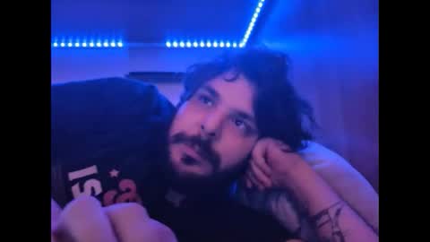 Snapshot of onecrew1 chatting on 23, 9, 2025 onecrew1 online show from 23, 9, 2025