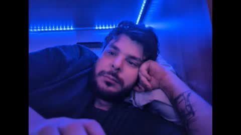 Snapshot of onecrew1 chatting on 4, 10, 2025 onecrew1 online show from 4, 10, 2025