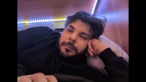 Snapshot of onecrew1 chatting on 1, 2, 2026 onecrew1 online show from 1, 2, 2026