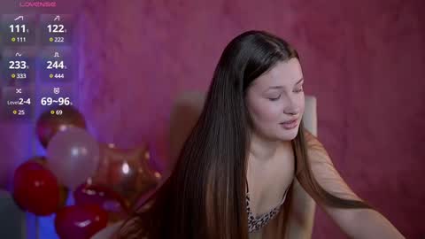 L A Y A online show from 10, 2, 2025