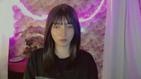 Snapshot of onelesslonelygirl69 chatting on 18, 6, 2026 KLIER online show from 18, 6, 2026