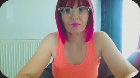 Snapshot of onemoreblonde chatting on 22, 7, 2026 Nicol online show from 22, 7, 2026
