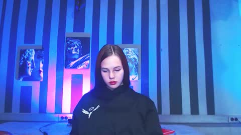 onessandra online show from 10, 10, 2025