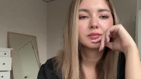 only_this online show from 15, 4, 2026