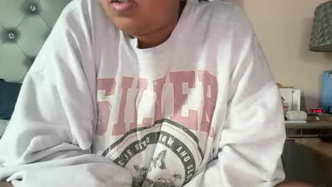 onlyinurdreams00 online show from 20, 11, 2025