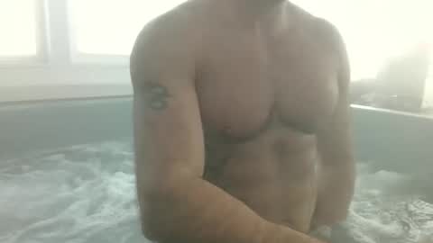 onlylooking4 online show from 1, 2, 2026