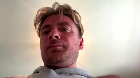 onlyloveyoutwice2016 online show from 12, 4, 2026