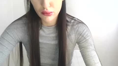 onlyol online show from 25, 2, 2025