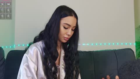 Snapshot of onlyxandra7 chatting on 17, 1, 2025 Xandra online show from 17, 1, 2025