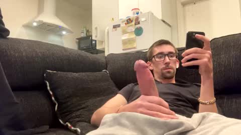 Snapshot of onthecumup69 chatting on 4, 3, 2025 onthecumup69 online show from 4, 3, 2025