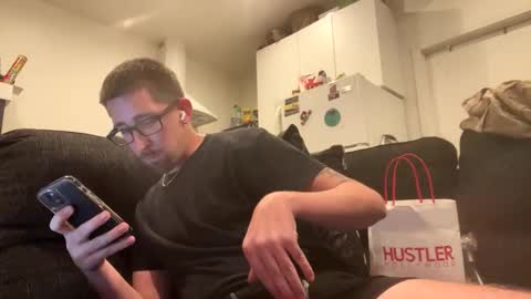 Snapshot of onthecumup69 chatting on 15, 3, 2026 onthecumup69 online show from 15, 3, 2026