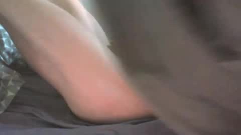 onurkneespls online show from 8, 1, 2025