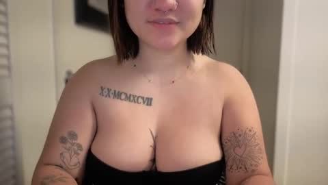 Miss Girly online show from 29, 3, 2026