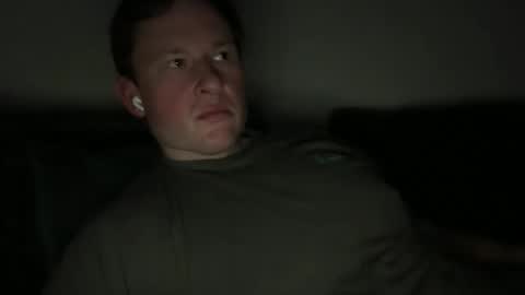 Snapshot of opencuriousguy321 chatting on 9, 2, 2026 Horny and Bicurious online show from 9, 2, 2026