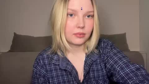 Ophelia online show from 10, 4, 2026