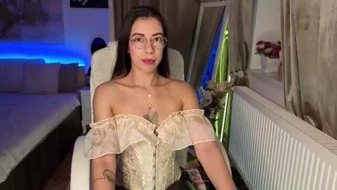 Snapshot of orchidessa chatting on 18, 11, 2025 Eve Voss online show from 18, 11, 2025