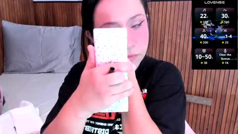 Snapshot of ori_whore chatting on 24, 4, 2026 ori_whore online show from 24, 4, 2026