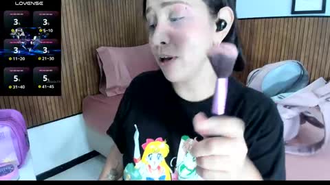 Snapshot of ori_whore chatting on 27, 5, 2026 ori_whore online show from 27, 5, 2026