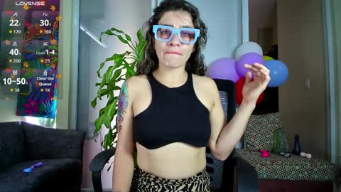 Oriana online show from 8, 4, 2026