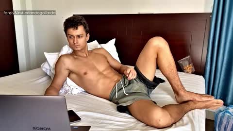 Fansly and Instagram -  online show from 14, 10, 2025