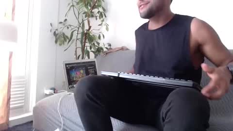 orlando_horny online show from 26, 9, 2025