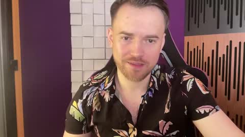 Snapshot of oscarsavage chatting on 10, 2, 2025 Oscar Steel Savage online show from 10, 2, 2025