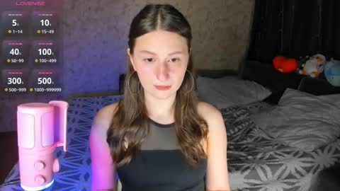 Snapshot of oskar_fucker chatting on 23, 9, 2025 Leliana online show from 23, 9, 2025