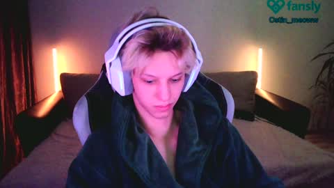 Ostin online show from 27, 1, 2025