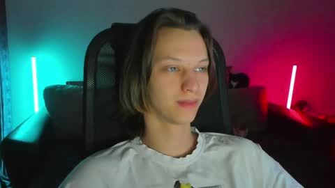 Ostin online show from 7, 4, 2026