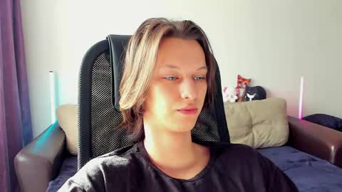 Ostin online show from 22, 4, 2026