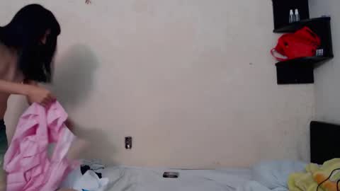 Snapshot of otakutransgurl chatting on 24, 11, 2025 RACHEL CHOW online show from 24, 11, 2025